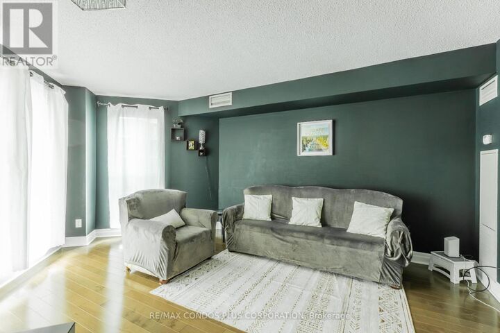 Property Photo:  2119 Lake Shore Boulevard West 317  ON M8V 4E8 