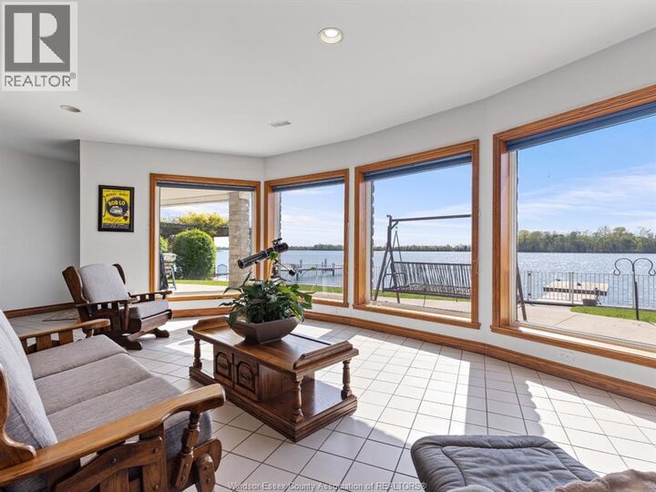 Property Photo: 682 Dalhousie Street ON N9V 3B2
