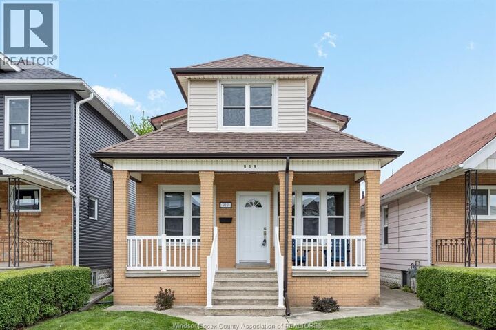 Property Photo:  919 Elsmere  ON N9A 2A8 
