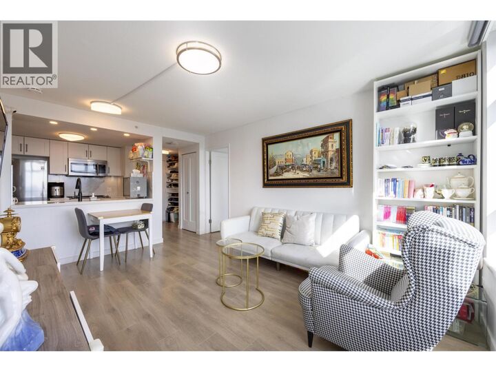 Property Photo:  438 Seymour Street 2508  BC V6B 6H4 