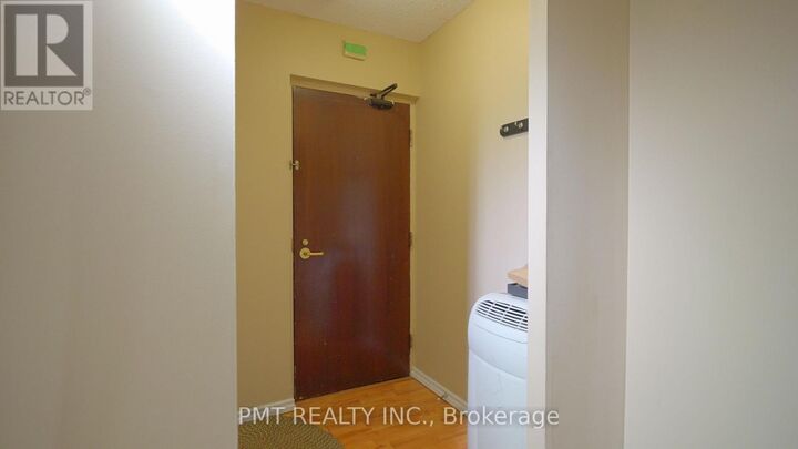 Property Photo:  88 Charles Street East 106  ON M4Y 2W7 