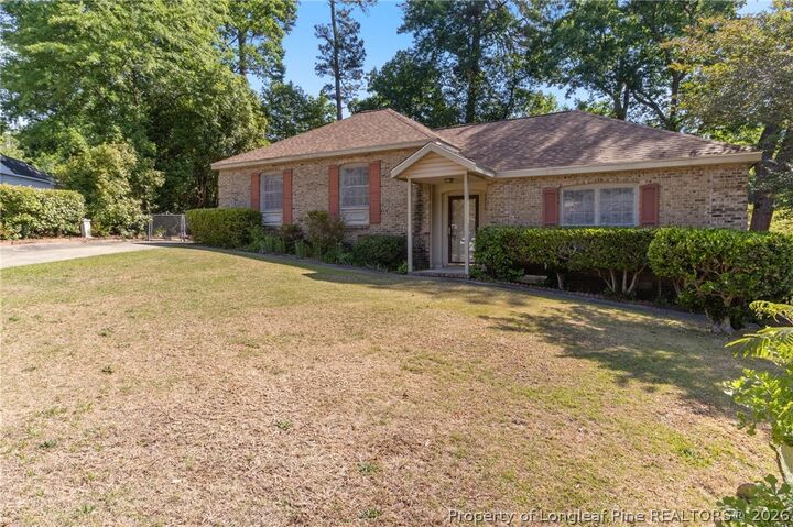 Property Photo: 5466 Maplewood Court NC 28314