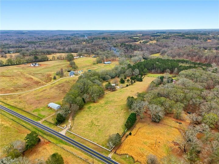 Property Photo: 1295 Double Bridge Road GA 30680