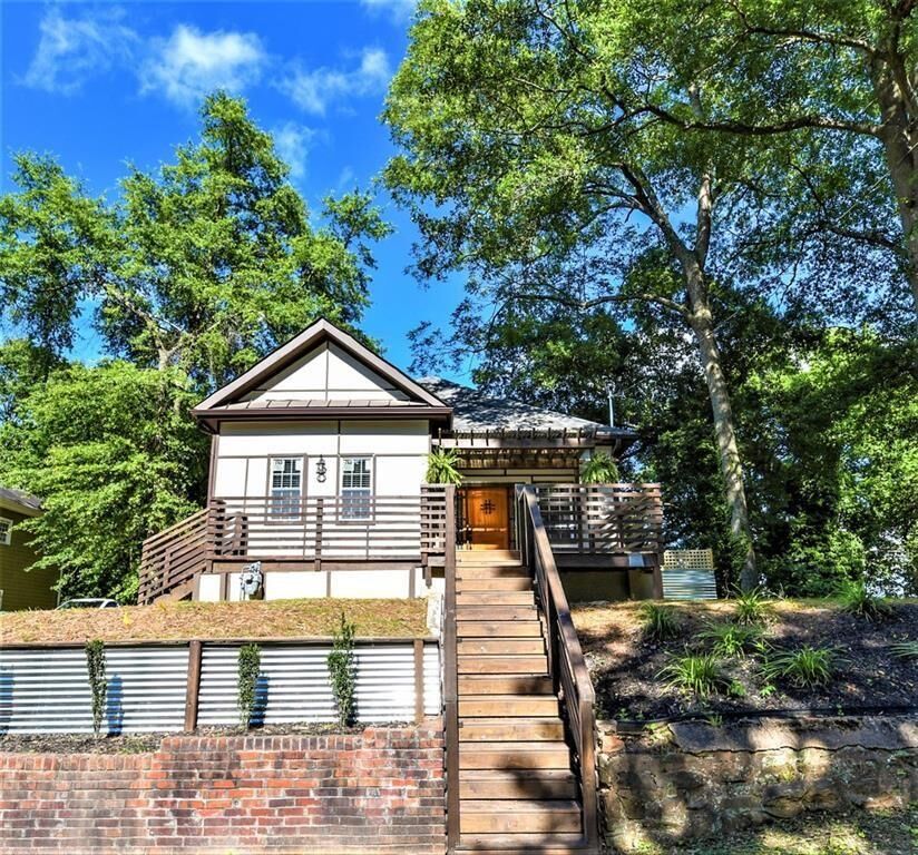Property Photo: 865 Hall Street NW GA 30318