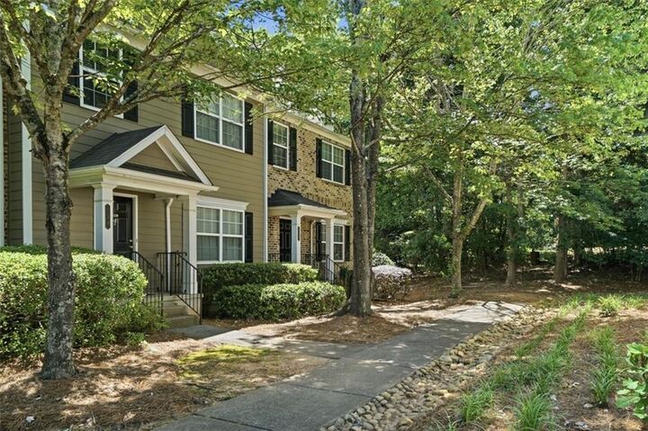 Property Photo: 726 Breeze Lane GA 30188
