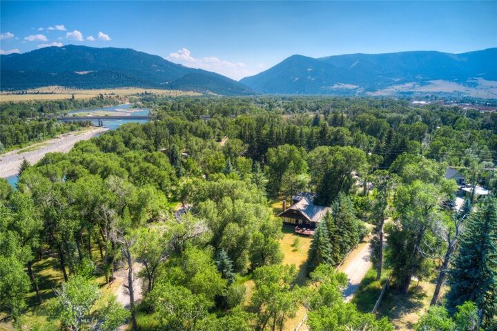 Property Photo:  16 9th Street Island Drive  MT 59047 