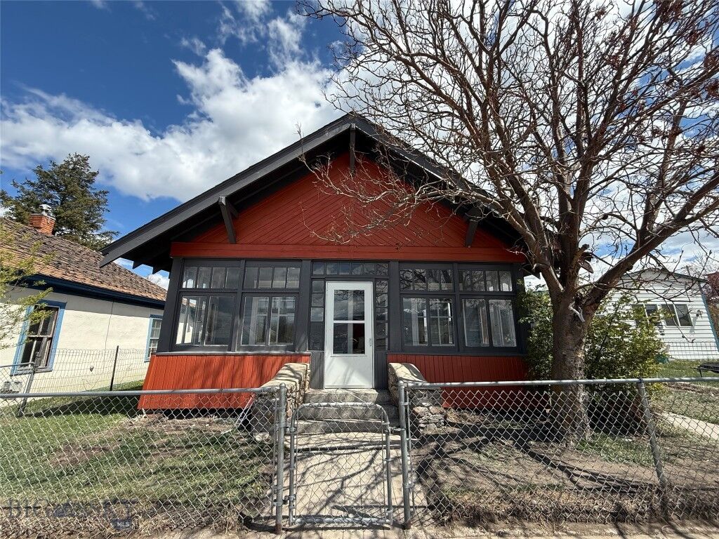 Property Photo:  215 2nd  MT 59722 