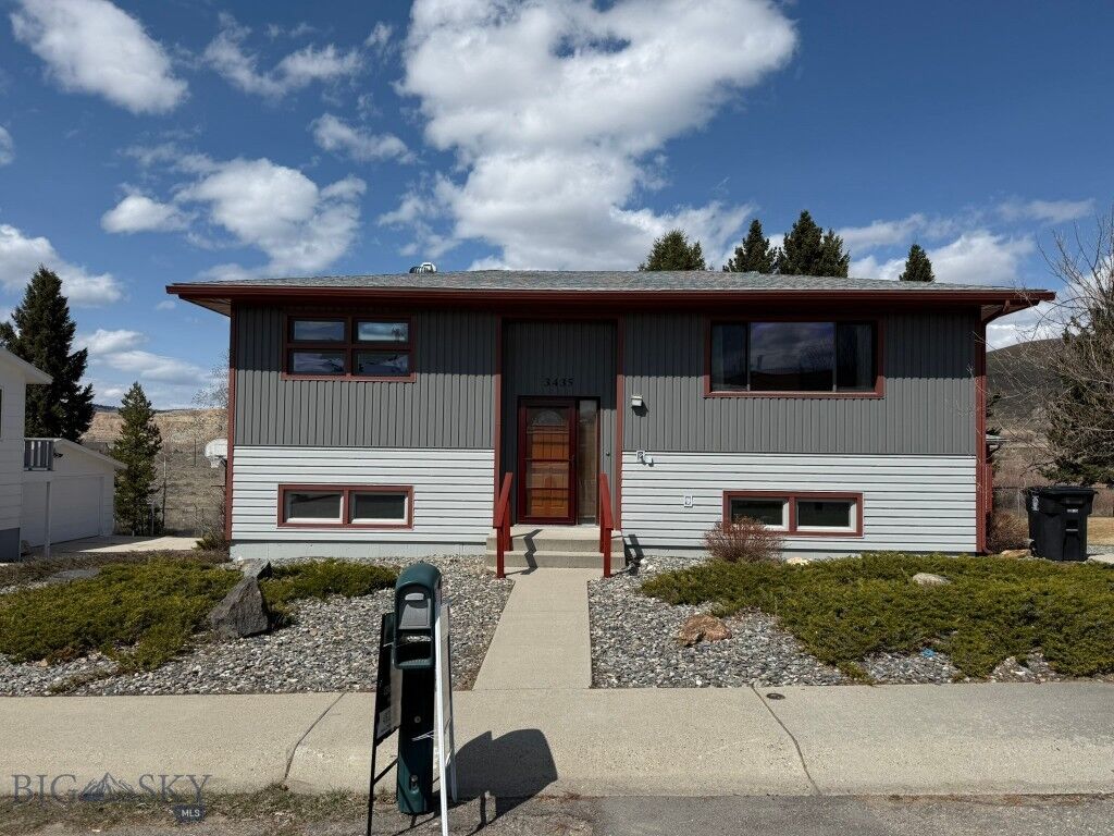 Property Photo: 3435 Parkway MT 59701