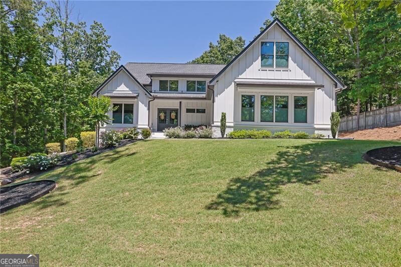 Property Photo: 821 Mile Branch Road GA 30114