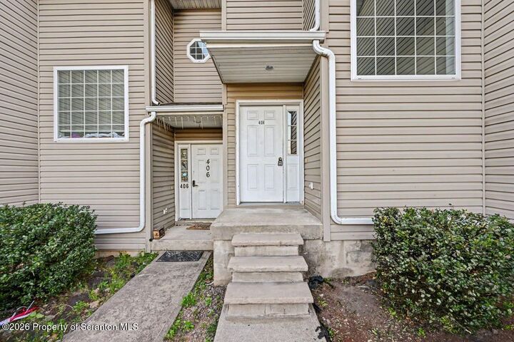 Property Photo:  404 S Keyser Avenue  PA 18504 