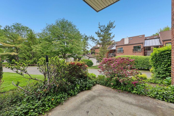 Property Photo: 1 Peabody Ct NJ 07666