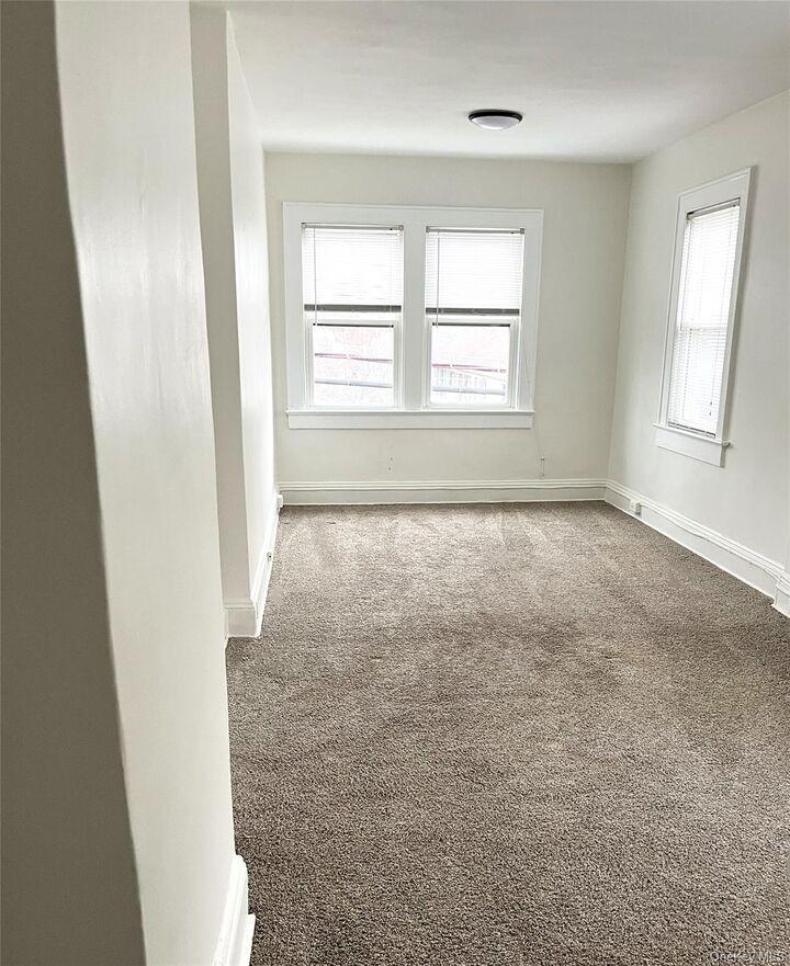 Property Photo:  208 Ashford Avenue  NY 10522 