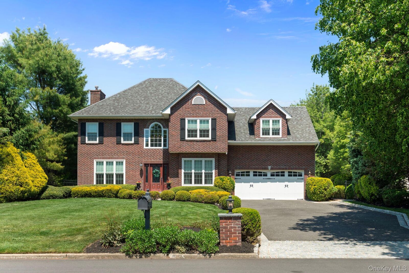 Property Photo:  34 Ketchum Court  NY 11731 
