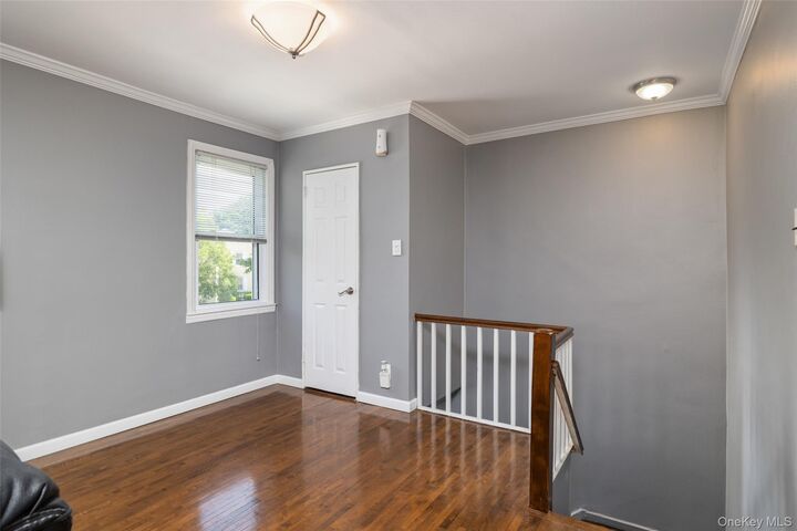 Property Photo:  251-38 71st Avenue 80B  NY 11426 