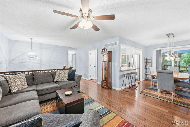 Property Photo: 1117 Windyoak Drive MO 63021