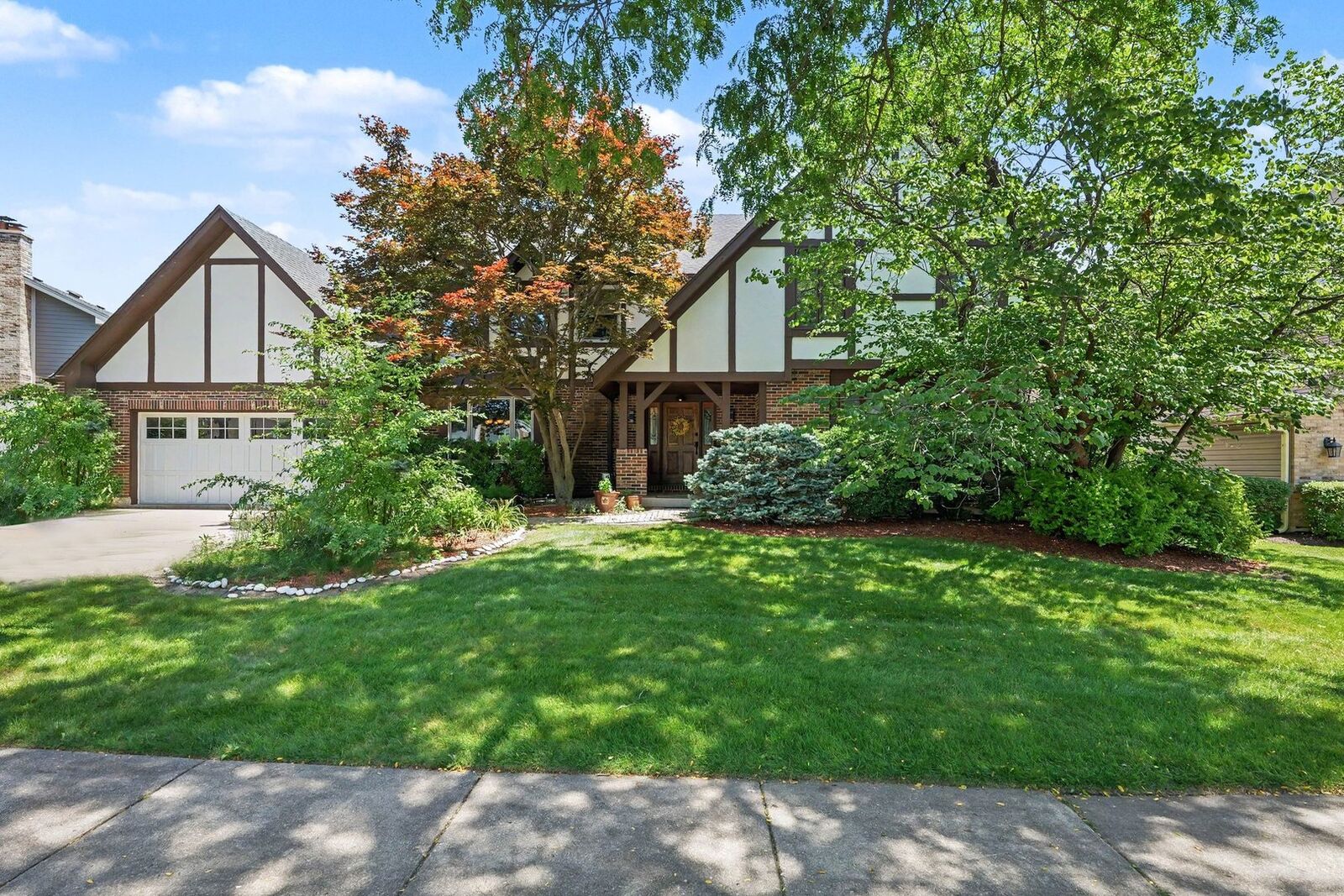 Property Photo:  1659 Brittany Lane  IL 60192 