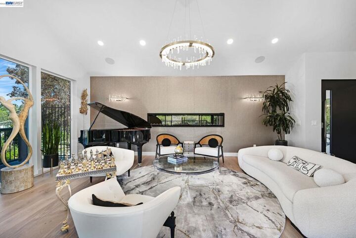 Property Photo:  166 Castle Crest Rd  CA 94507 