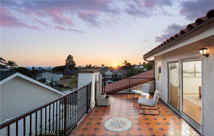 Property Photo: 26946 Calle Real CA 92624
