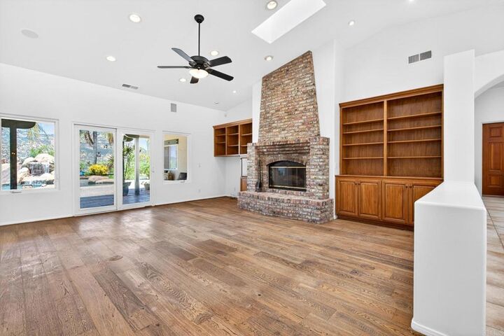 Property Photo:  25280 Paseo De Caballo  CA 92065 
