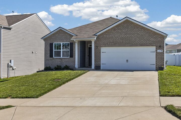 Property Photo:  1119 Woodbridge Blvd  TN 37090 