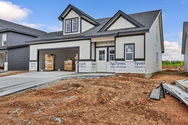 Property Photo:  2725 Brewster Dr  TN 37042 