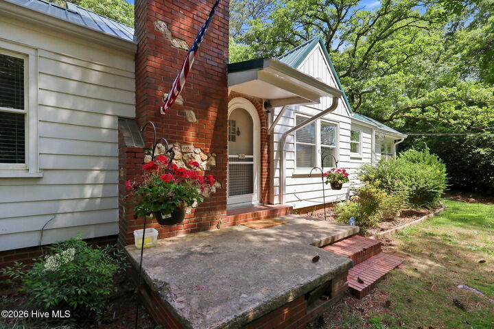 Property Photo:  106 Isley Street  NC 28327 
