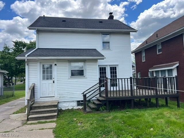 Property Photo:  481 N Firestone Boulevard  OH 44301 
