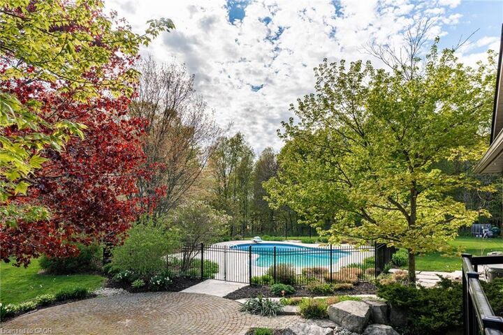 Property Photo:  1670 Medad Springs Court  ON L8P 0B7 