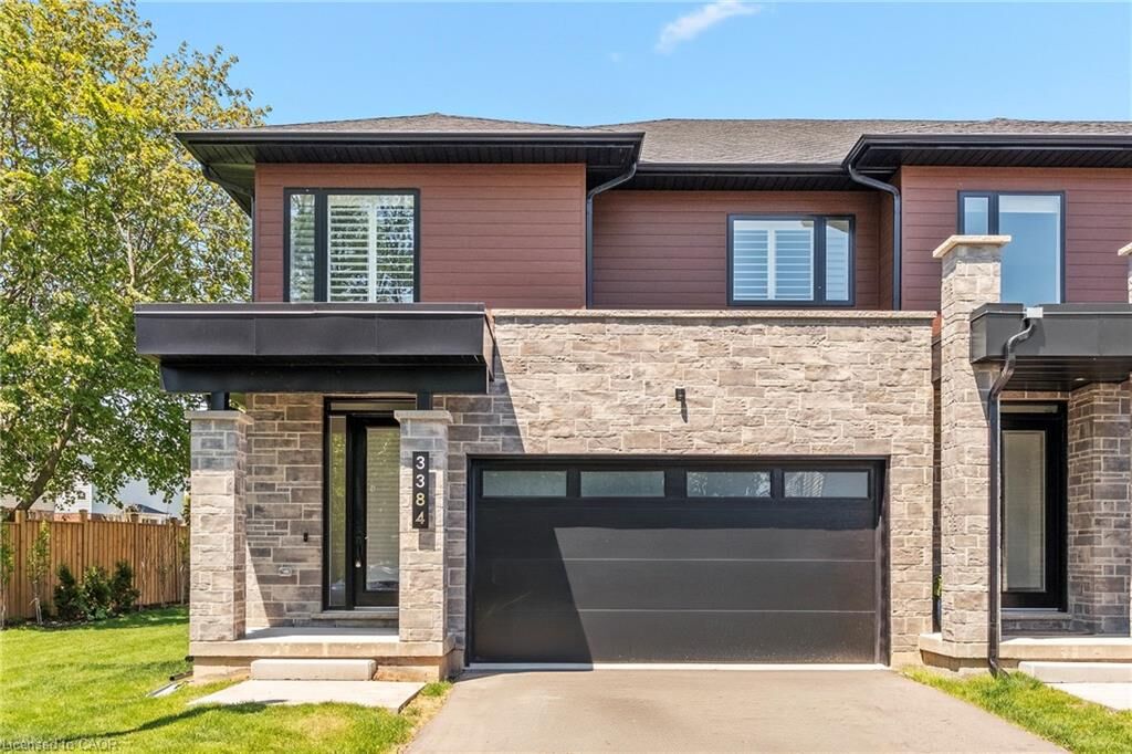 Property Photo:  3384 Carter Common  ON L7M 3R9 