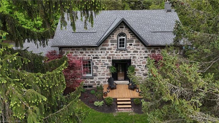 Property Photo:  464 Piper Street  ON N0B 1E0 