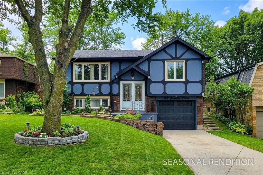 Property Photo:  114 Juanita Drive  ON L9C 2G3 