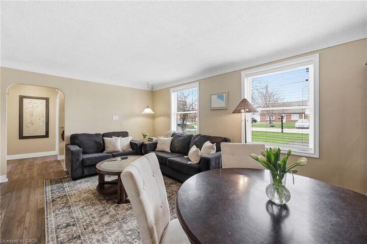Property Photo:  2074 Churchill Avenue  ON L7R 3T7 