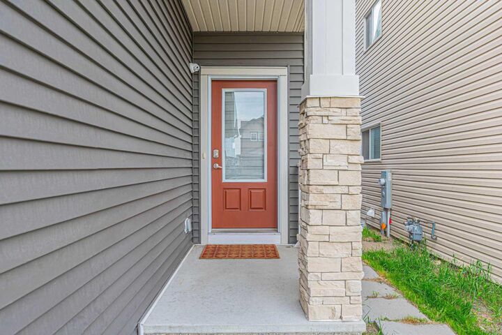 Property Photo: 148 Savanna Close NE AB T3J 0X8