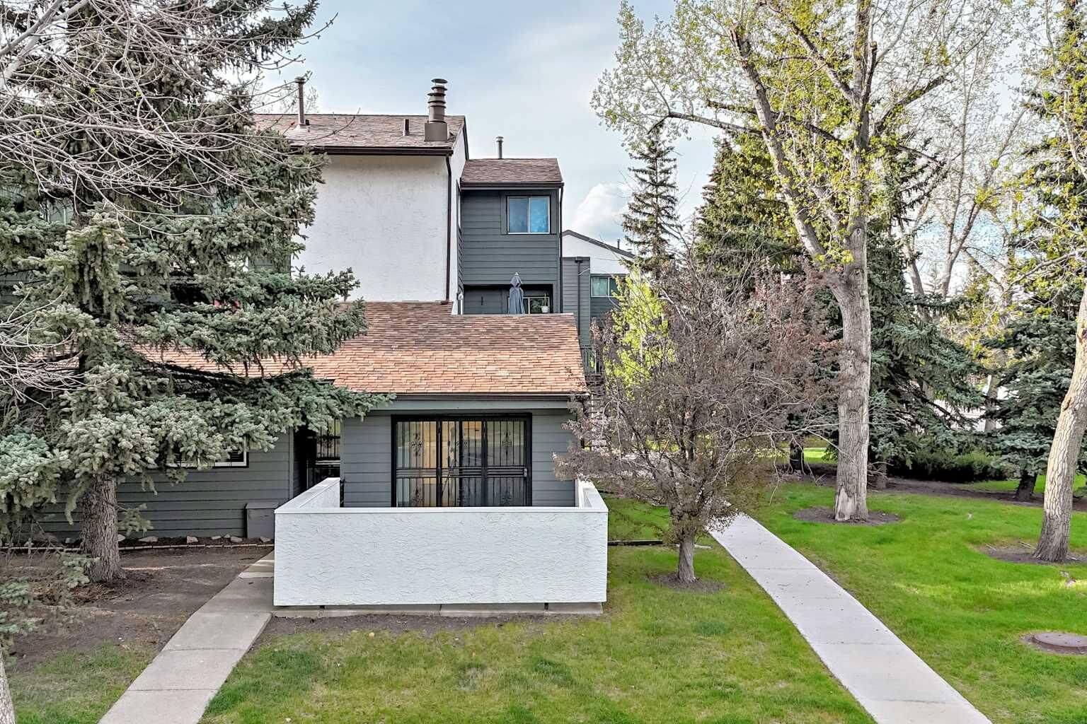 Property Photo:  2520 Palliser Drive SW 307  AB T2V 4S9 