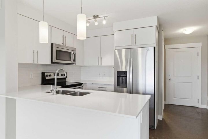 Property Photo:  302 Skyview Ranch Drive NE 7410  AB T3N 0P5 