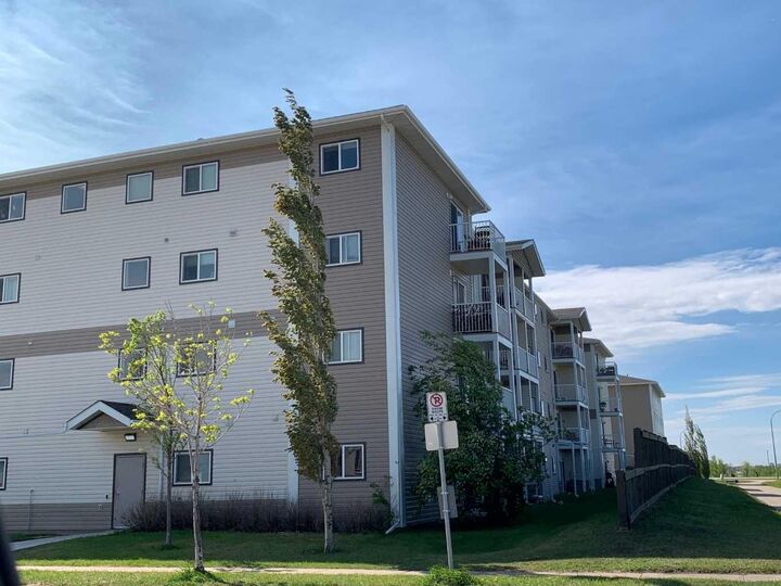 Property Photo:  12025 Royal Oaks Drive 301  AB T8V 2K8 