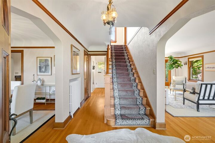 Property Photo:  3608  43rd Avenue NE  WA 98105 