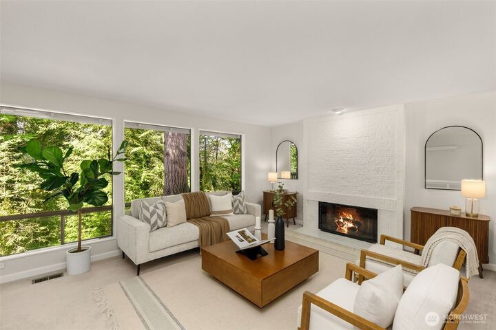 Property Photo:  5221  Somerset Drive SE  WA 98006 
