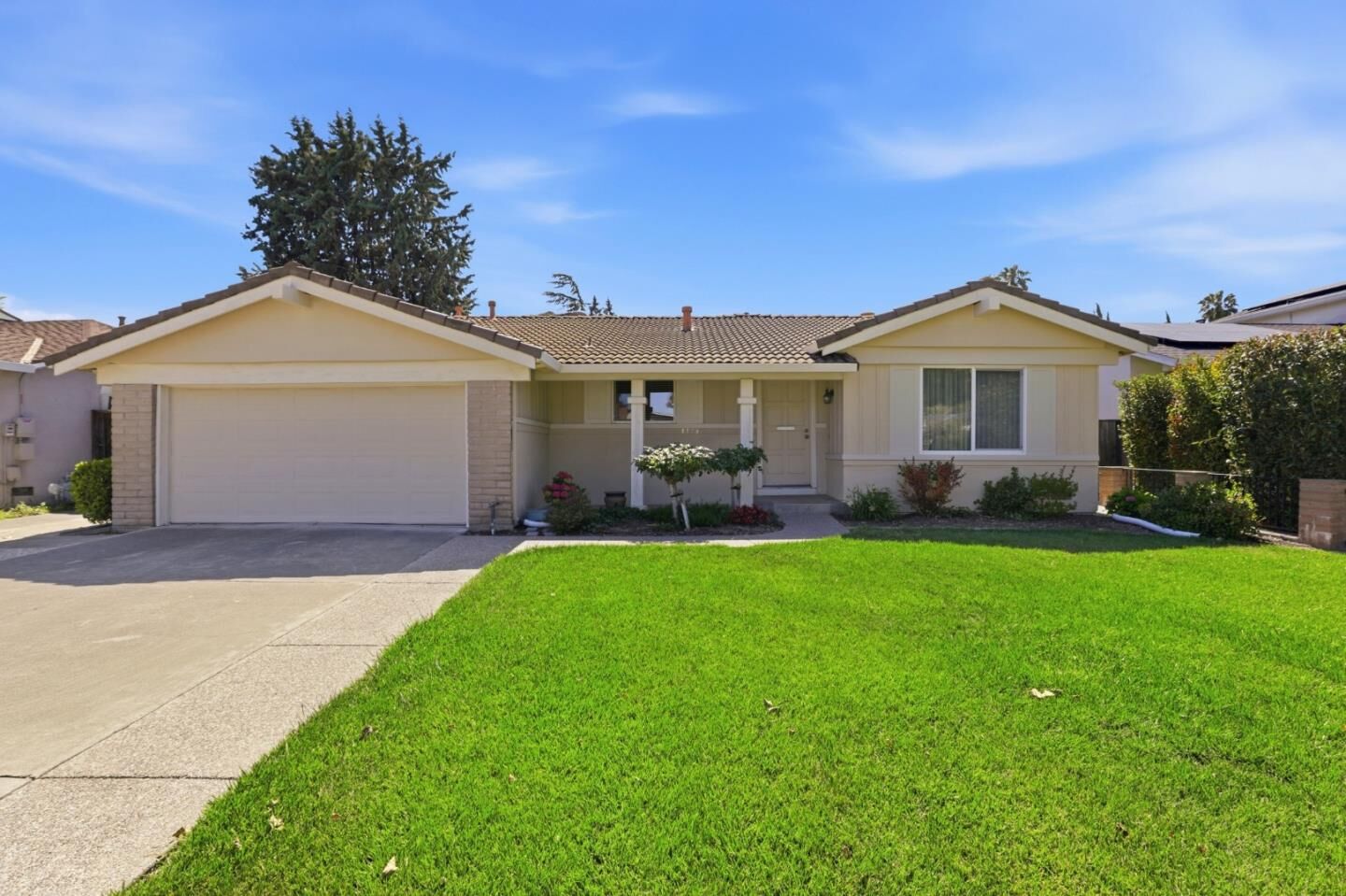 Property Photo:  4373 Vistapark Drive  CA 95136 