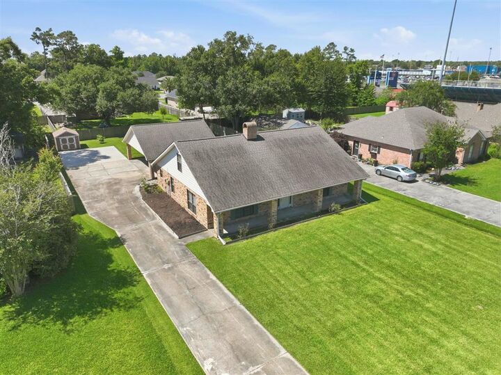 Property Photo: 2007 Nicholas Street LA 70605