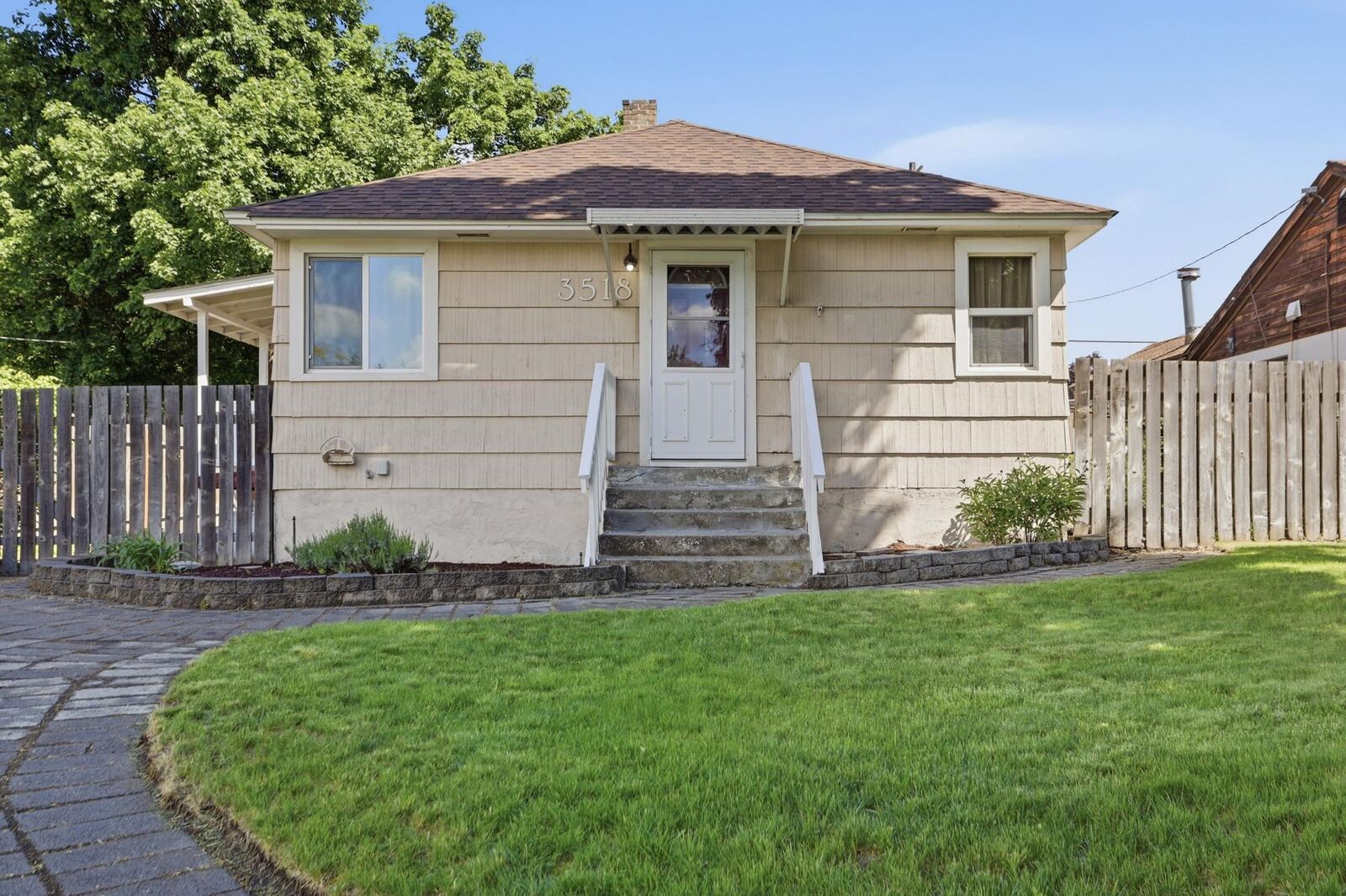 Property Photo: 3518 W Providence Ave WA 99205