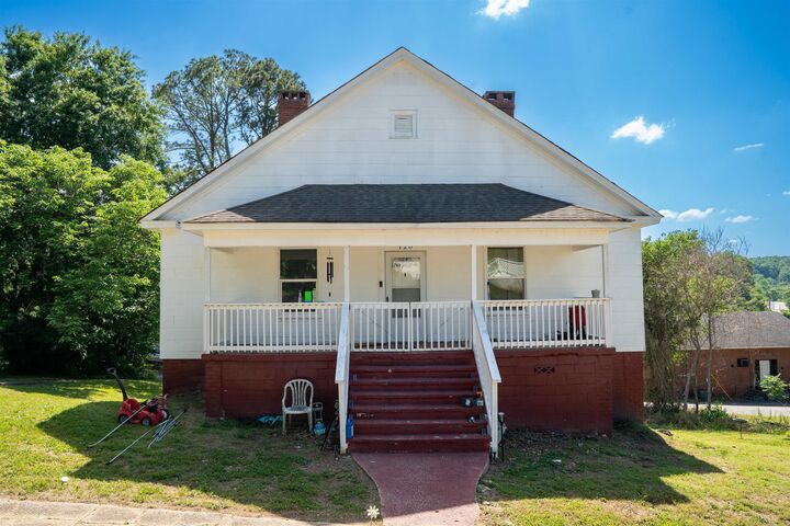 Property Photo:  128 Fleming Avenue  SC 29372 