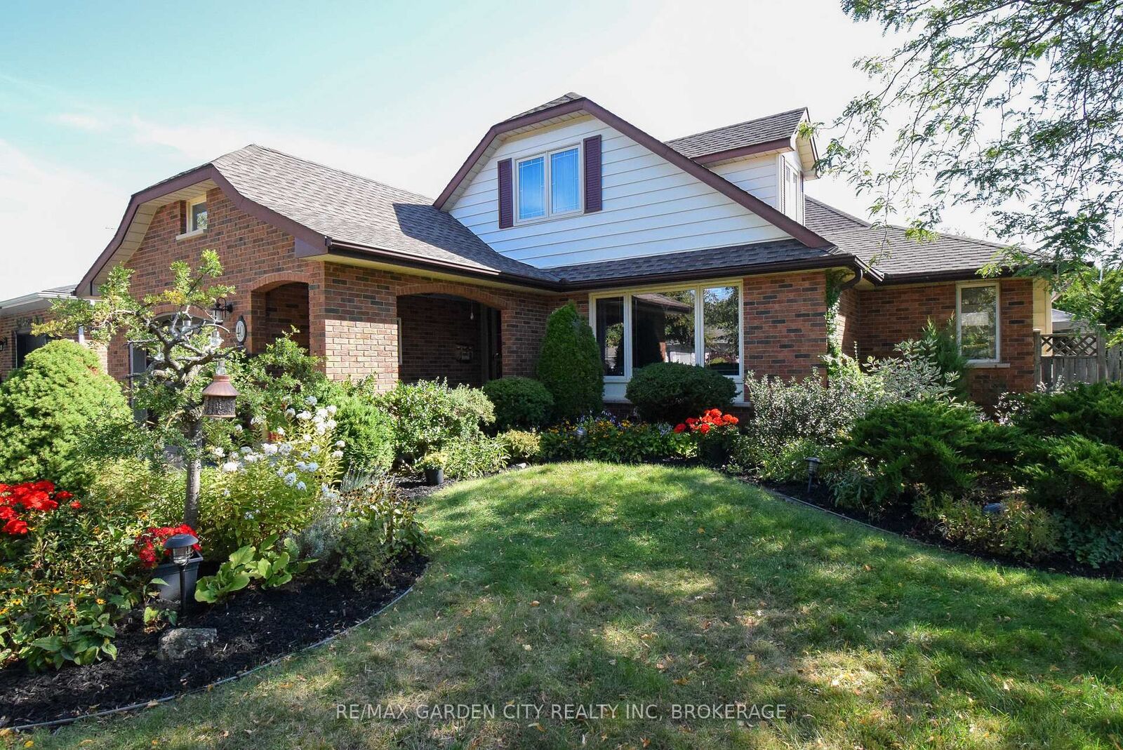 Property Photo: 40 Belair Drive ON L2N 6X9