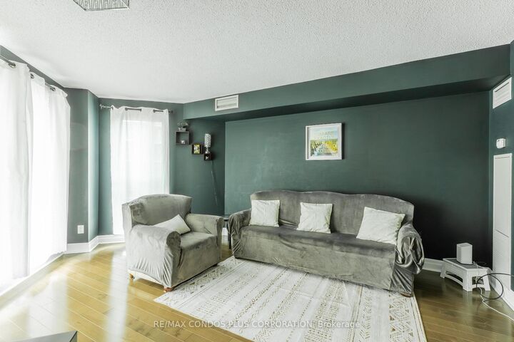 Property Photo: 2119 Lake Shore Boulevard W 317 ON M8V 4E8