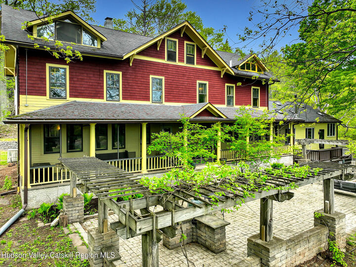 Property Photo:  43 Augustine  NY 12477 