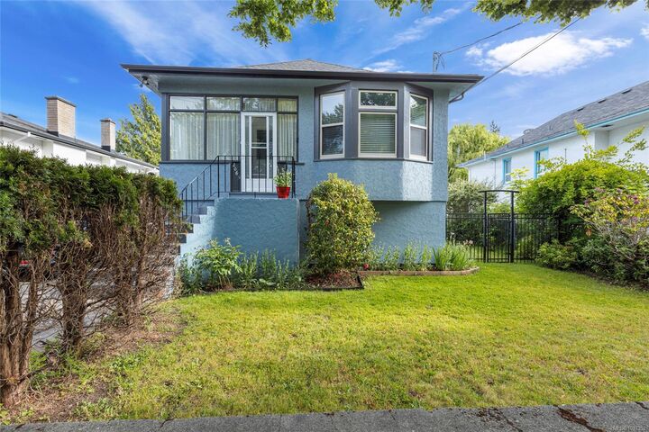 Property Photo:  2065 Goldsmith St  BC V8R 1T5 
