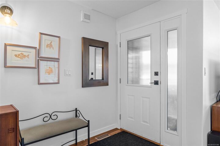 Property Photo: 745 Redwood Dr BC V9K 2J2