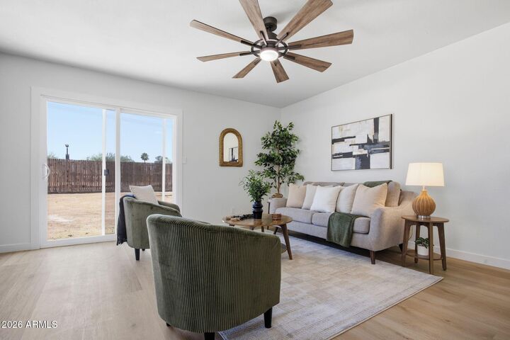 Property Photo: 1733 W Peralta Avenue AZ 85202