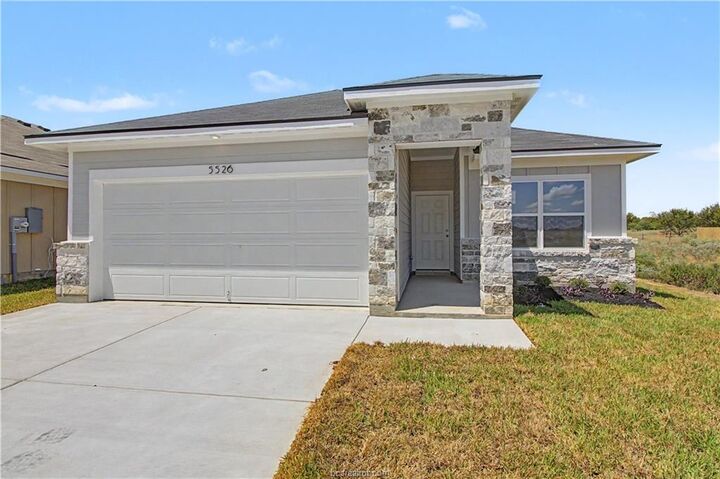 Property Photo: 5526 Harriet Street TX 77807