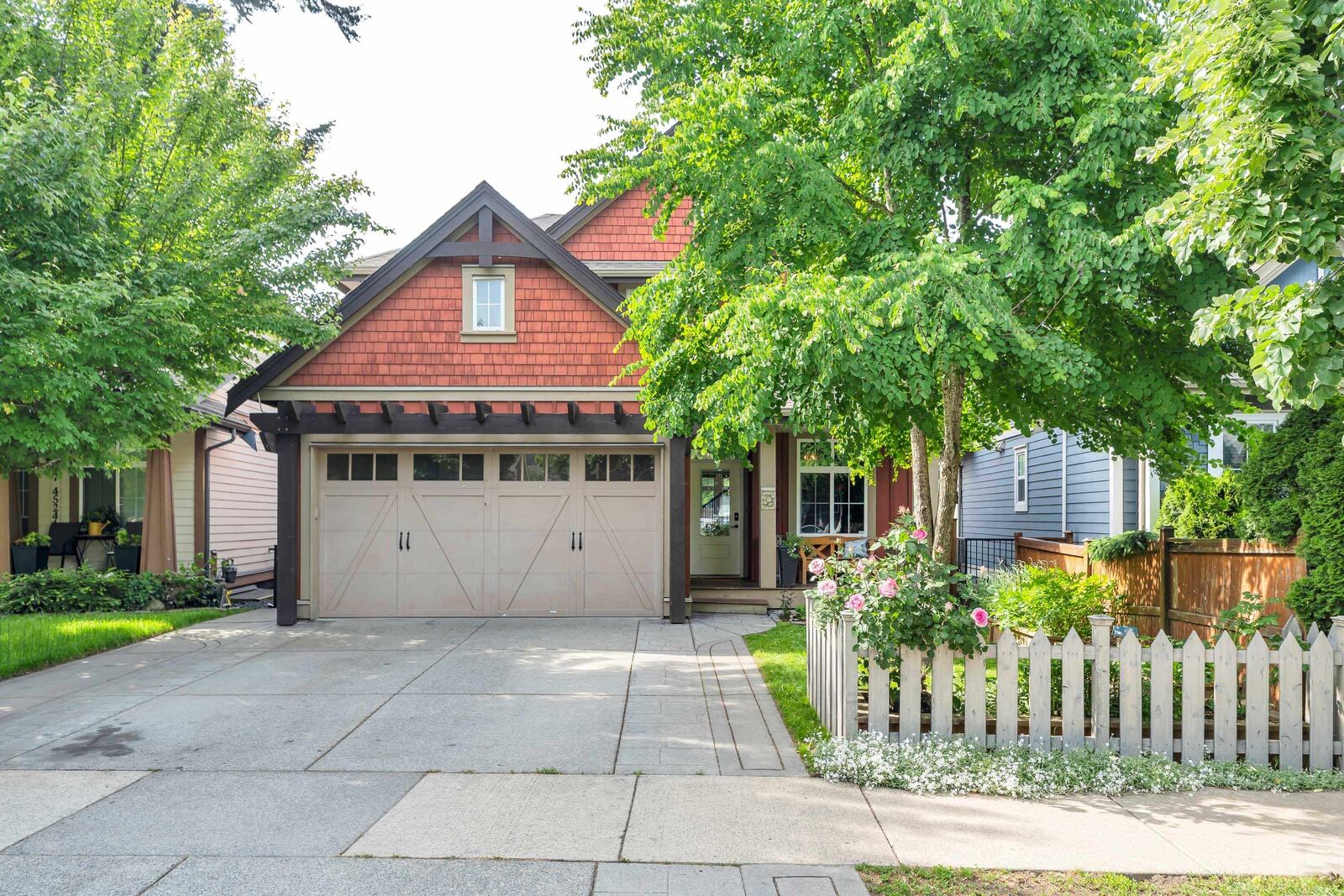 Photo de la propriété: 45241 Nicomen Crescent 6 BC V2R 0M1